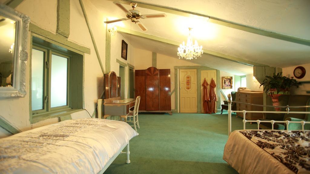 The Edge Accommodation Huddersfield Rum bild