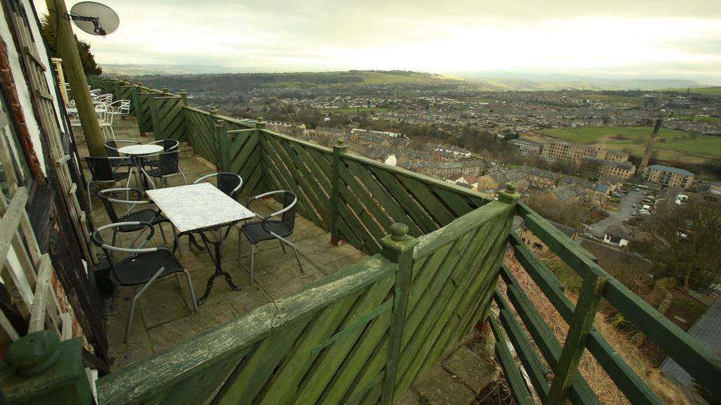 The Edge Accommodation Huddersfield Exteriör bild